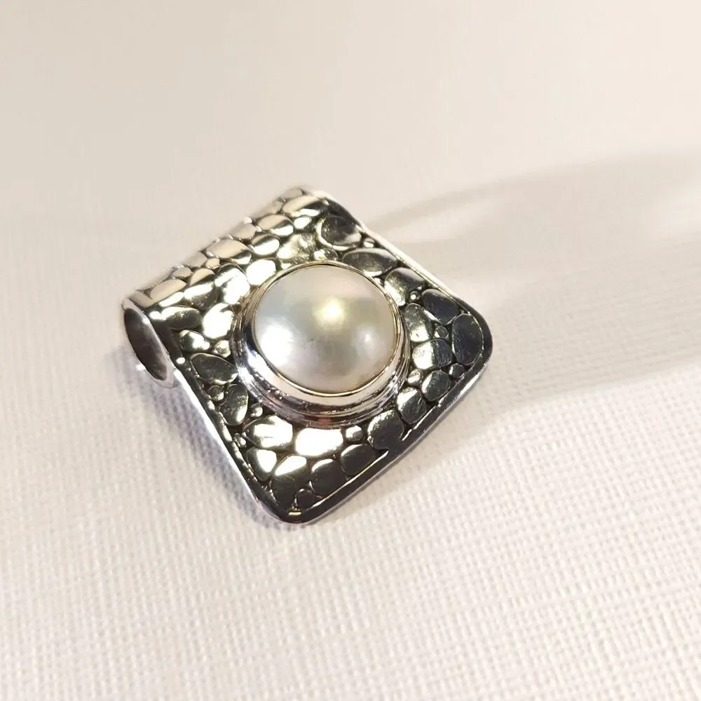Mabe Pearl Bali Pendant Sterling Silver